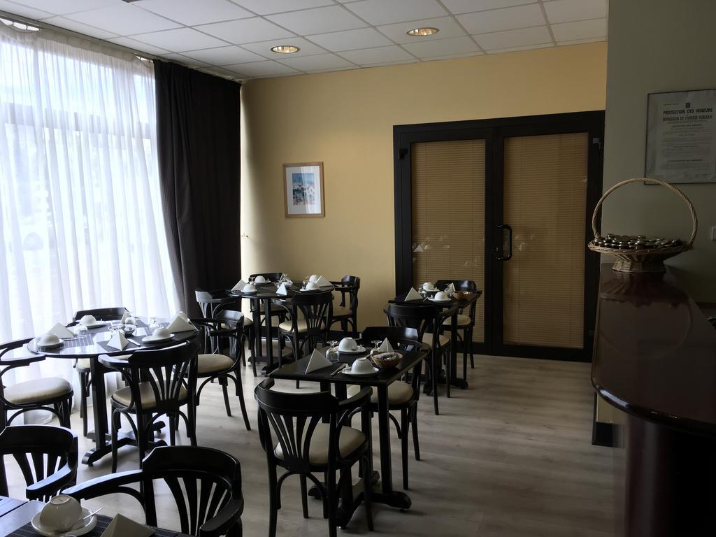 Hotel Dorele Montargis Ngoại thất bức ảnh